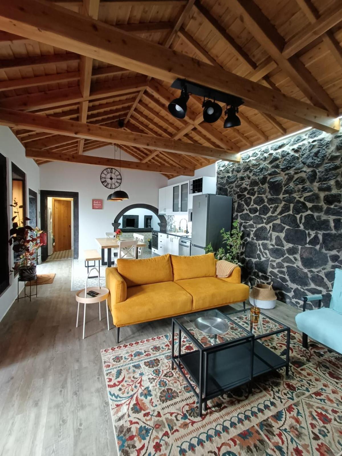 Casa Do Poco Holiday home *