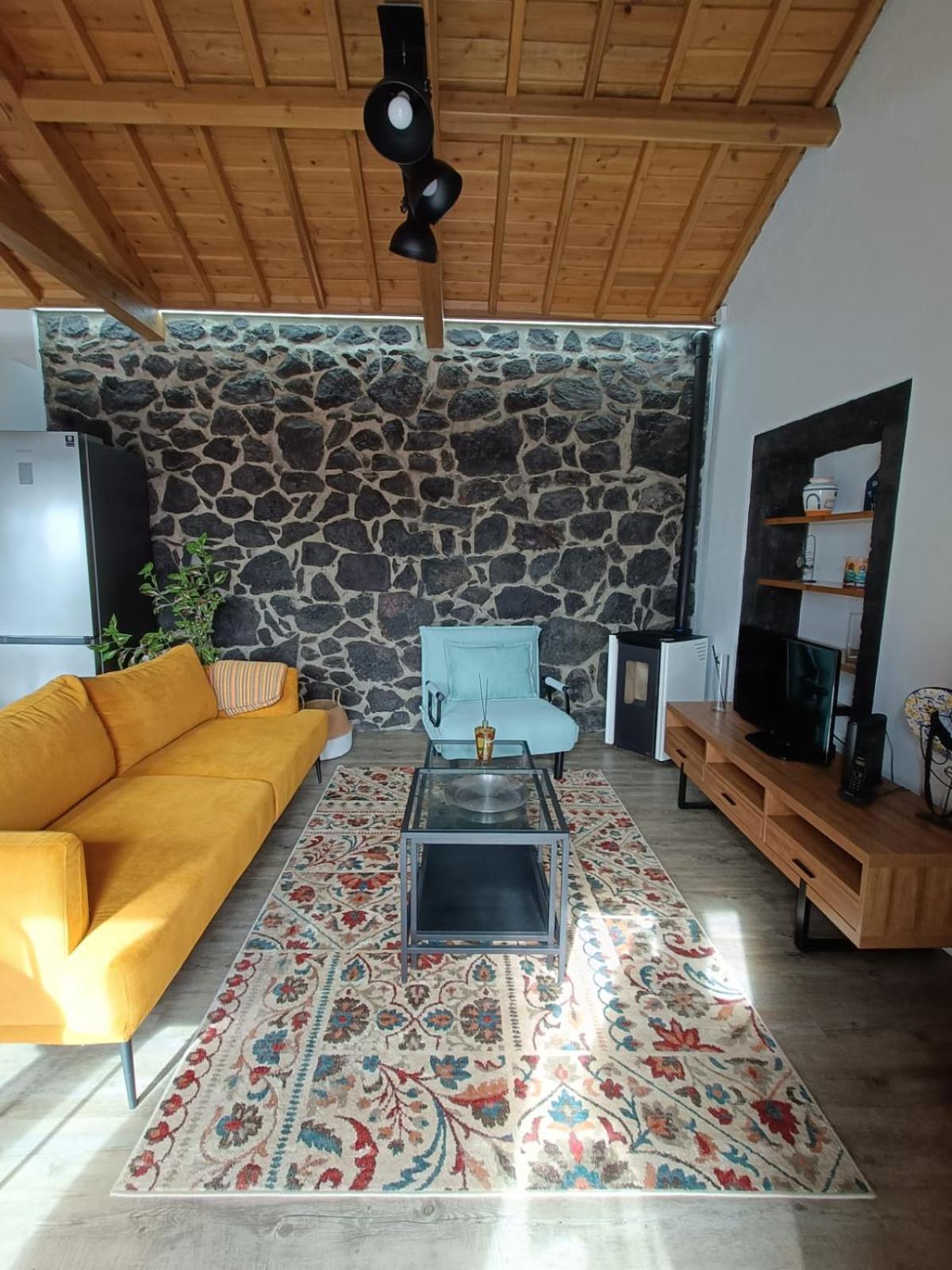Holiday home Casa Do Poco Santa Barbara (Terceira)